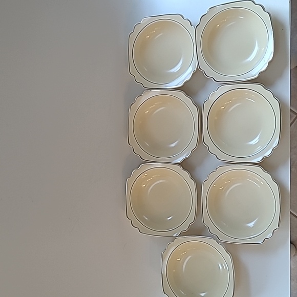 1933 Homer Laughlin Fruit Bowls - Picture 5 of 8